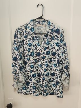Soft Surroundings Women's Floral Cotton Button Up Top Size Small